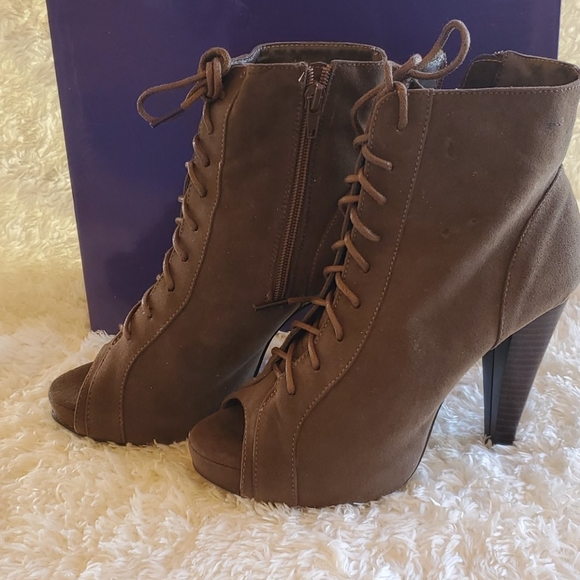 Booties - Picture 2 of 8